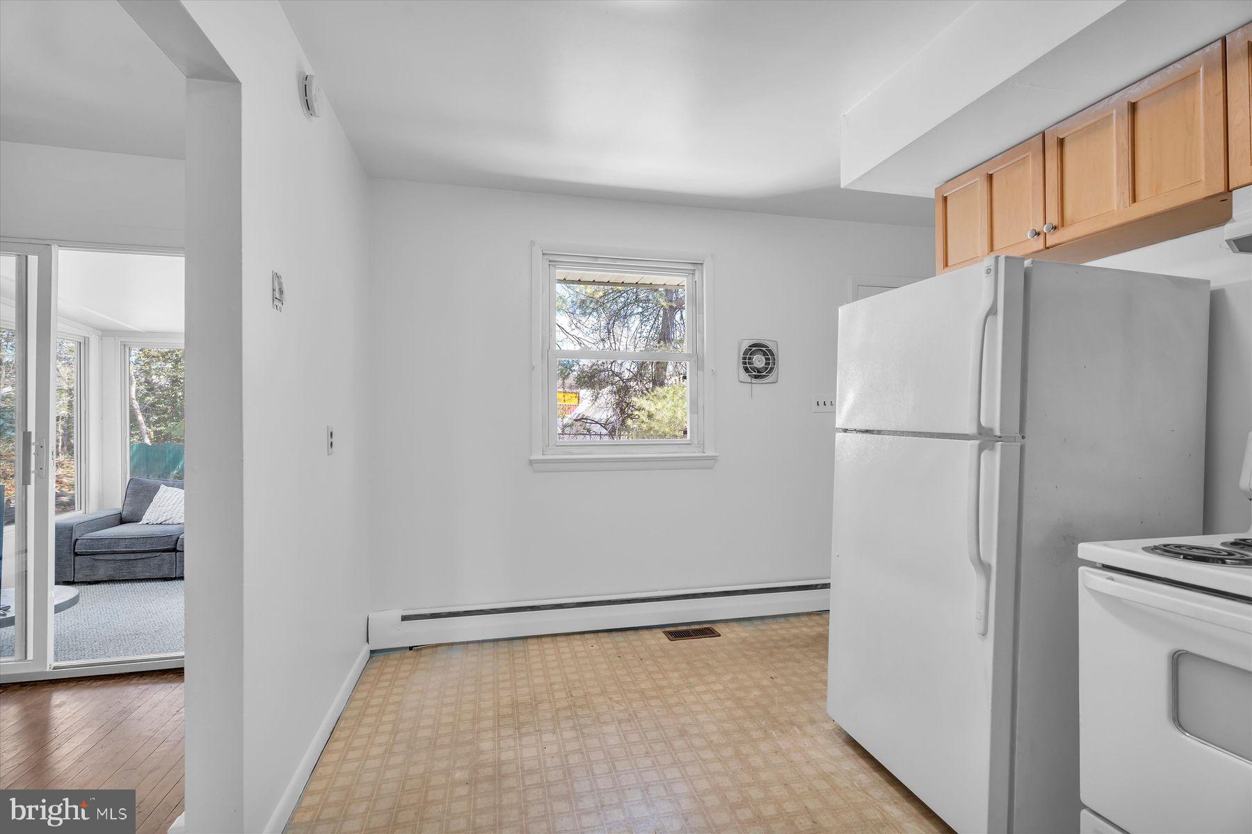 142 New Freedom Road Clementon, NJ 08021 - Photo 7 of 20