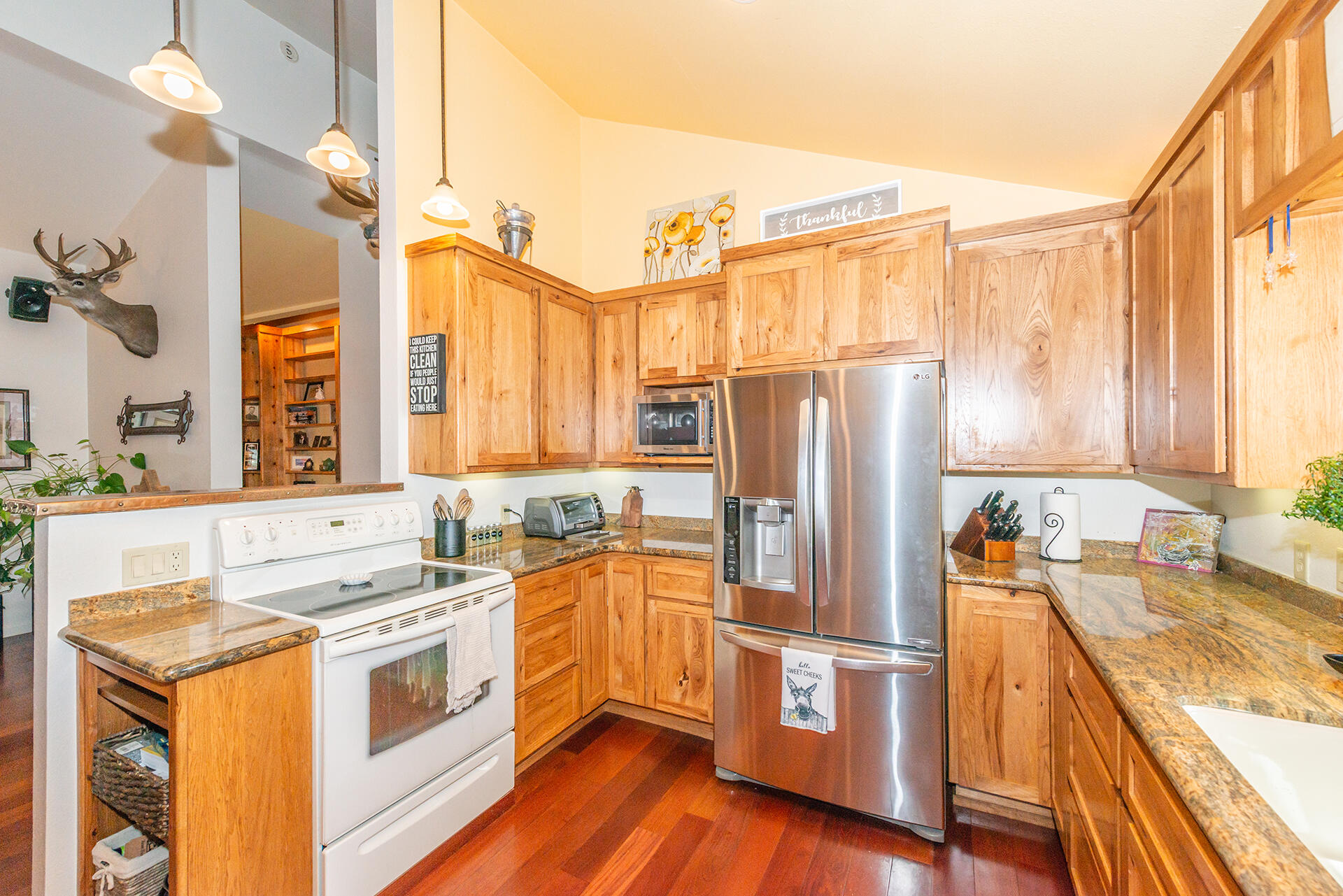 171 Airport Road Trinity Center, CA 96091 - Photo 15 of 65