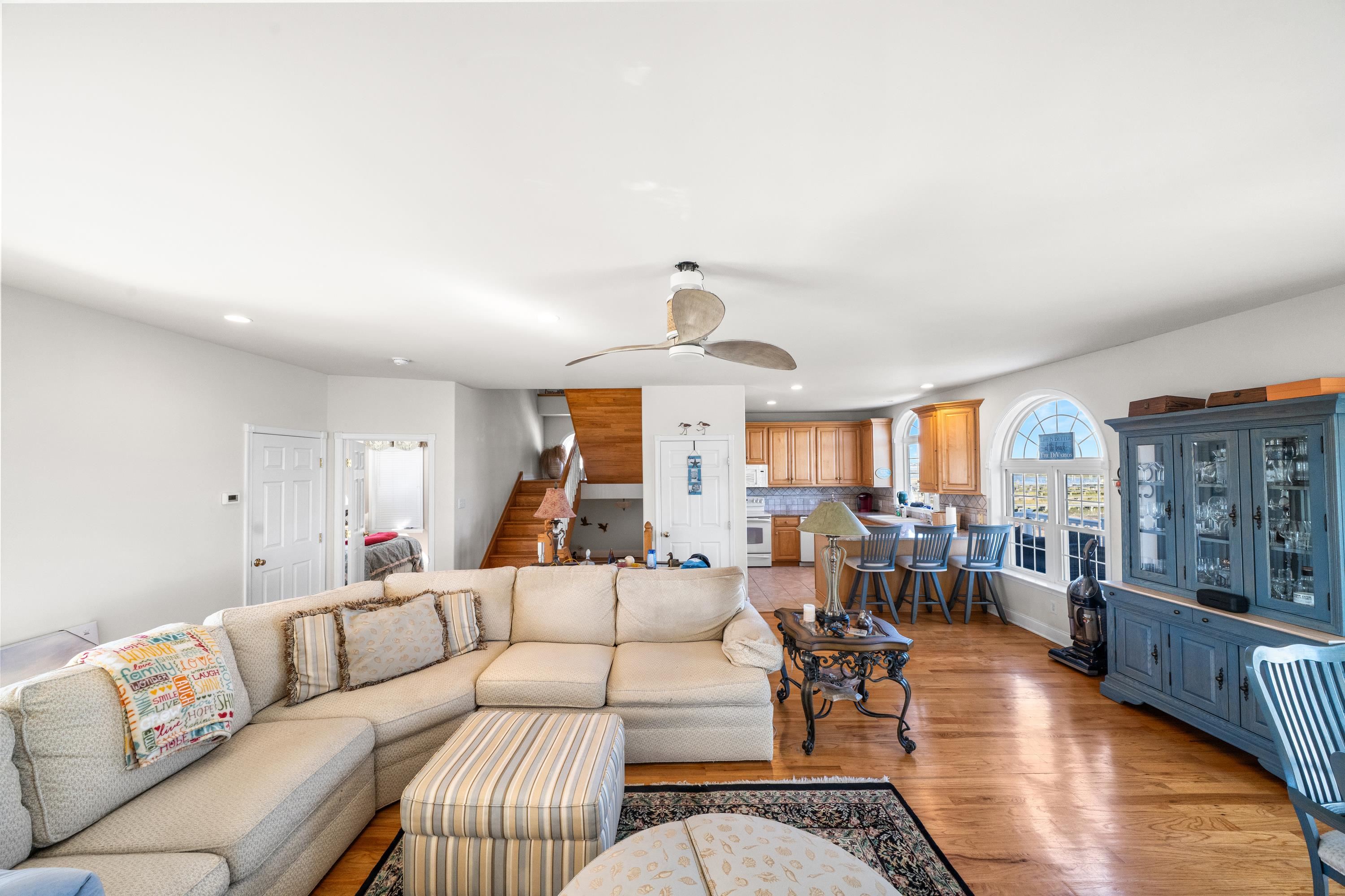 448 Avalon Avalon, NJ 08202 - Photo 29 of 32 a living room with furniture and a large window