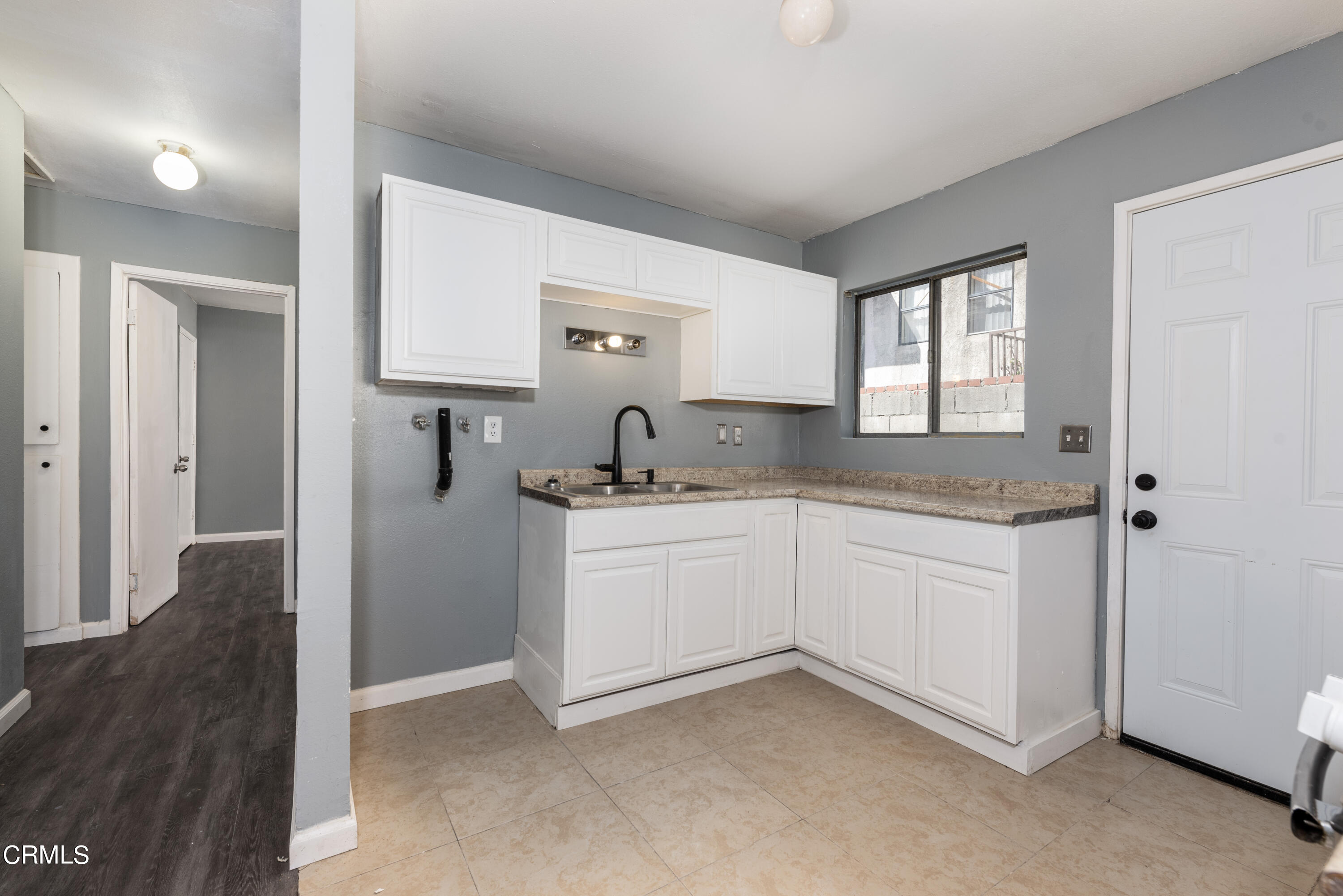 230 Pepper Street Pasadena, CA 91103 - Photo 15 of 21 228_230_Pepper_015