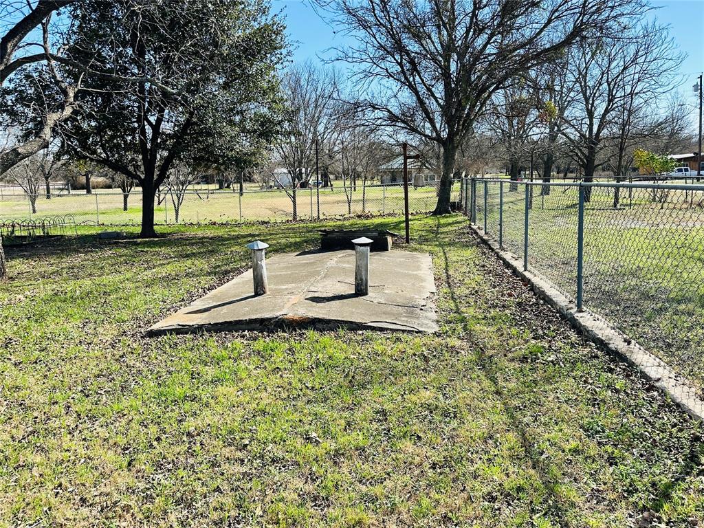 409 3rd Street Blanket, TX 76432 - Photo 9 of 40