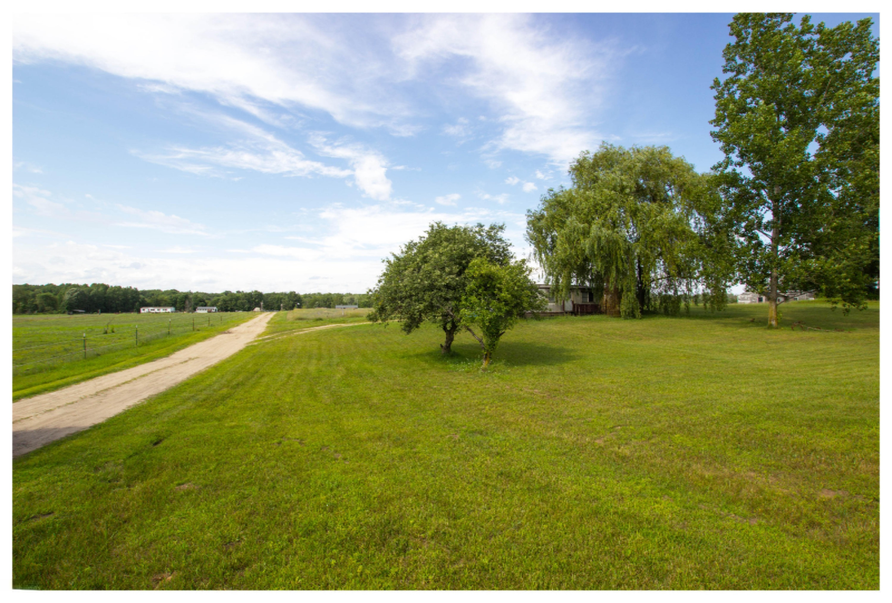 17164 Jefferson Road Morley, MI 49336 - Photo 5 of 16 _MG_9379