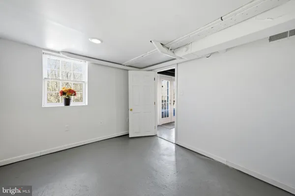 $492,500 | 1064 Strasburg Road, Front Royal, VA 22630