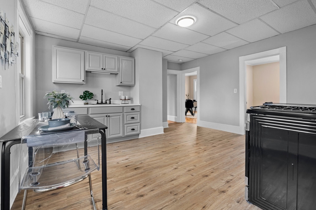 20 James Street, Unit 2 Beverly, MA 01915 - Photo 11 of 25