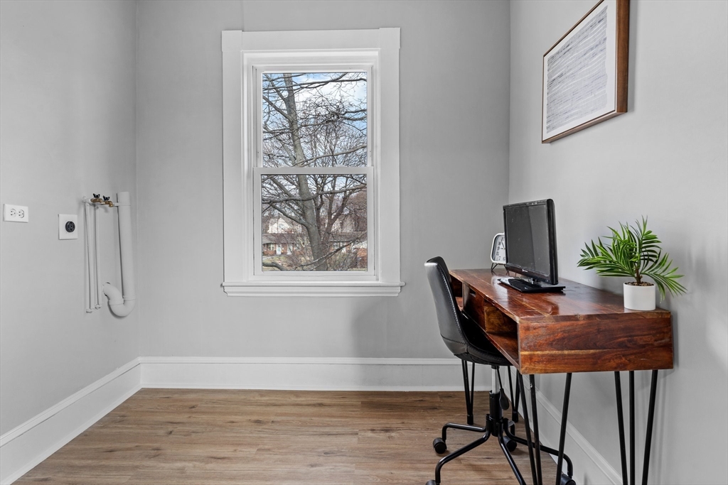 20 James Street, Unit 2 Beverly, MA 01915 - Photo 14 of 25