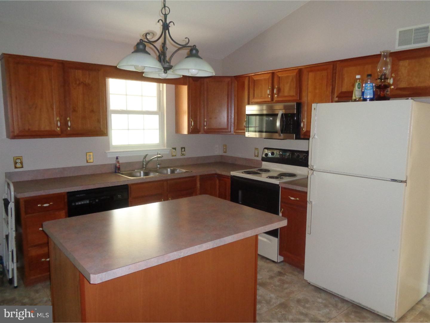 3521 Regency Drive Sinking Spring, PA 19608 - Photo 5 of 15