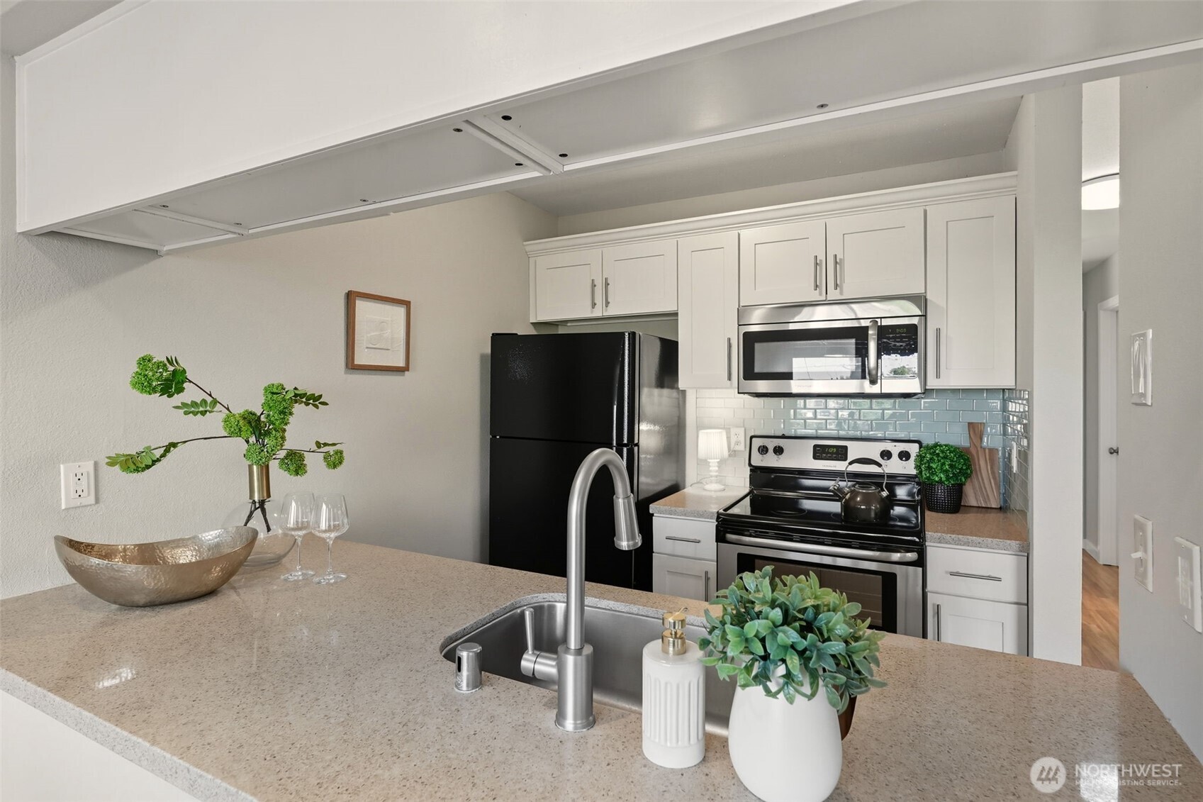 3233 Northeast 12th Street, Unit 313 Renton, WA 98056 - Photo 12 of 39 Gallery Image 12