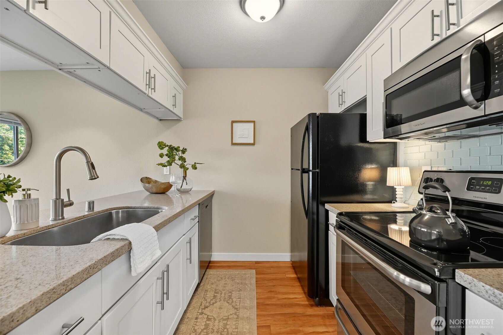 3233 Northeast 12th Street, Unit 313 Renton, WA 98056 - Photo 13 of 39 Gallery Image 13