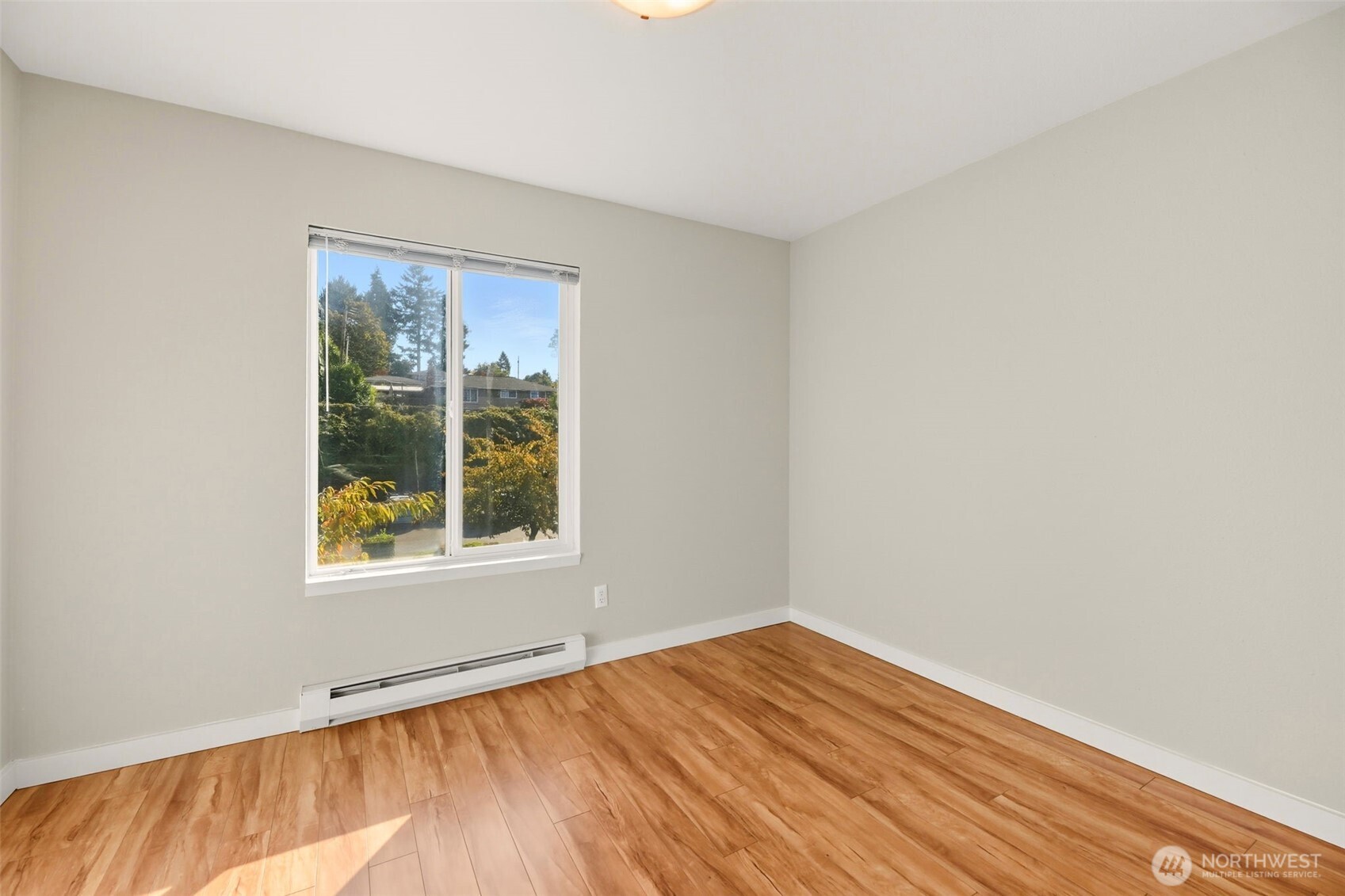 3233 Northeast 12th Street, Unit 313 Renton, WA 98056 - Photo 26 of 39 Gallery Image 26