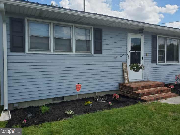 10692 Georgetown Road Laurel, DE 19956 - Photo 1 of 23 WELCOME HOME