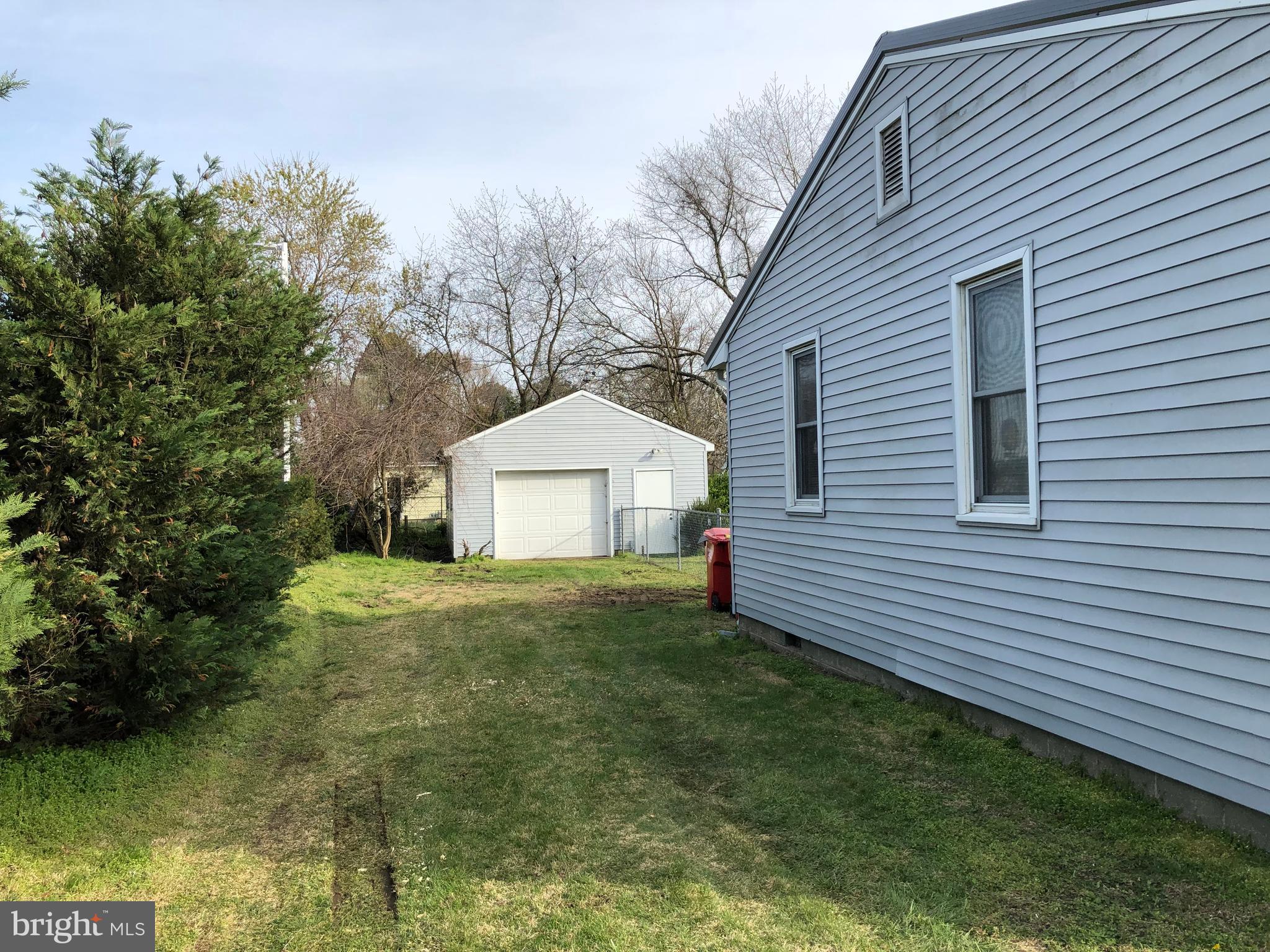 10692 Georgetown Road Laurel, DE 19956 - Photo 4 of 23 Detached garage and workshop!