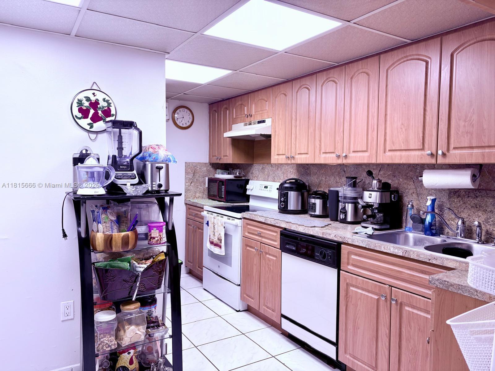 2055 Southwest 122nd Avenue, Unit 509 Miami, FL 33175 - Photo 10 of 14