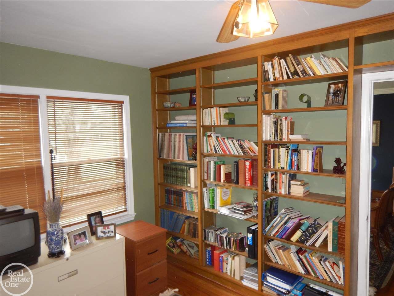 1008 Bedford Road Grosse Pointe Park, MI 48230 - Photo 24 of 47