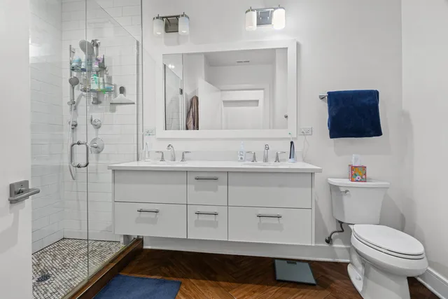 $675,000 | 1824 West Foster Avenue, Unit 302, Chicago, IL 60640