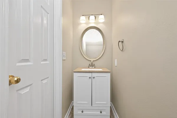 $285,000 | 19139 Long Timber Drive, Humble, TX 77346