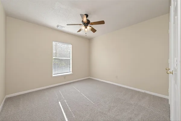 $285,000 | 19139 Long Timber Drive, Humble, TX 77346