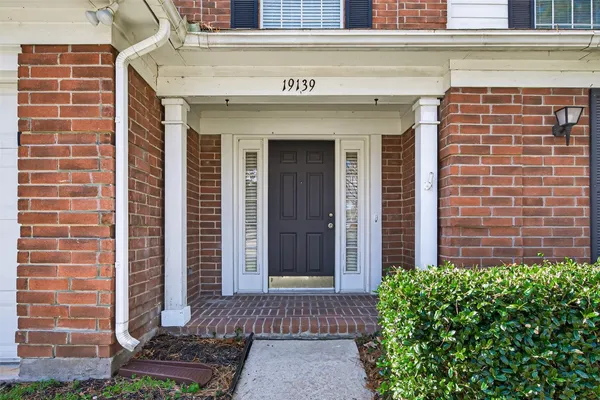$285,000 | 19139 Long Timber Drive, Humble, TX 77346