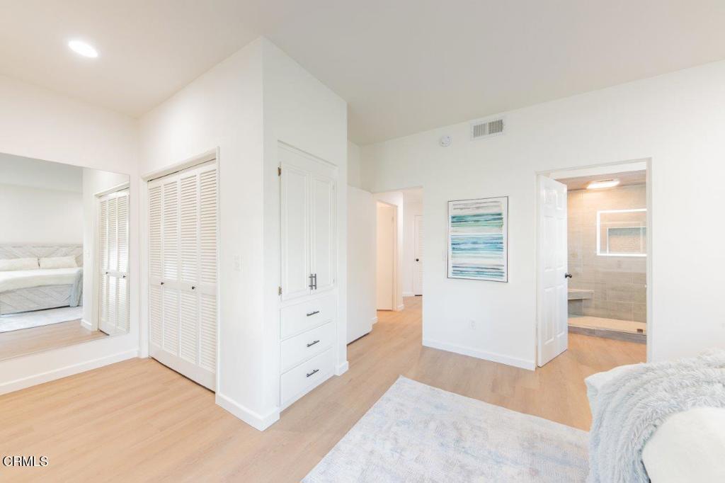 11829 Gateway Boulevard, Unit 2 Los Angeles, CA 90064 - Photo 8 of 15 bedroom 2