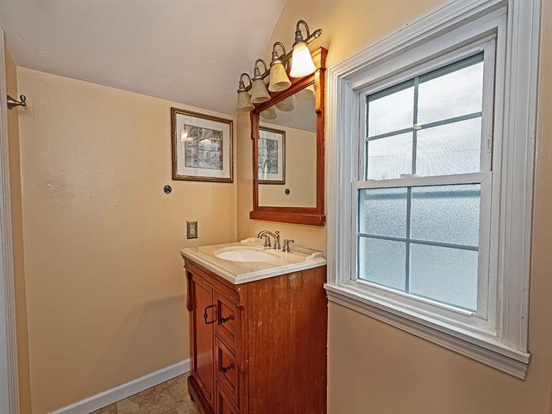 852 Middle Street Pittsburgh, PA 15212 - Photo 15 of 20