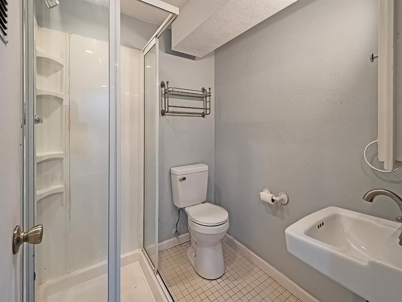 852 Middle Street Pittsburgh, PA 15212 - Photo 18 of 20