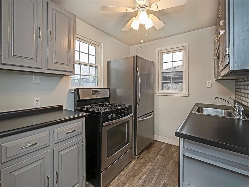 852 Middle Street Pittsburgh, PA 15212 - Photo 6 of 20