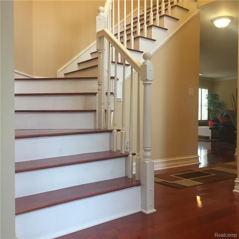2012 Baron Rochester Hills, MI 48307 - Photo 4 of 26