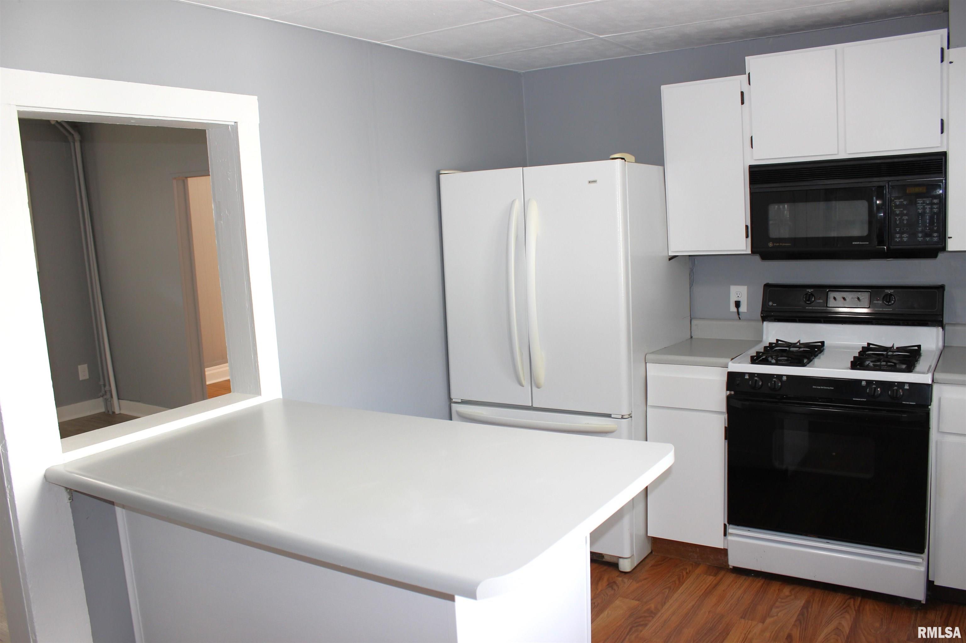 103 North Swarts Street Abingdon, IL 61410 - Photo 17 of 37