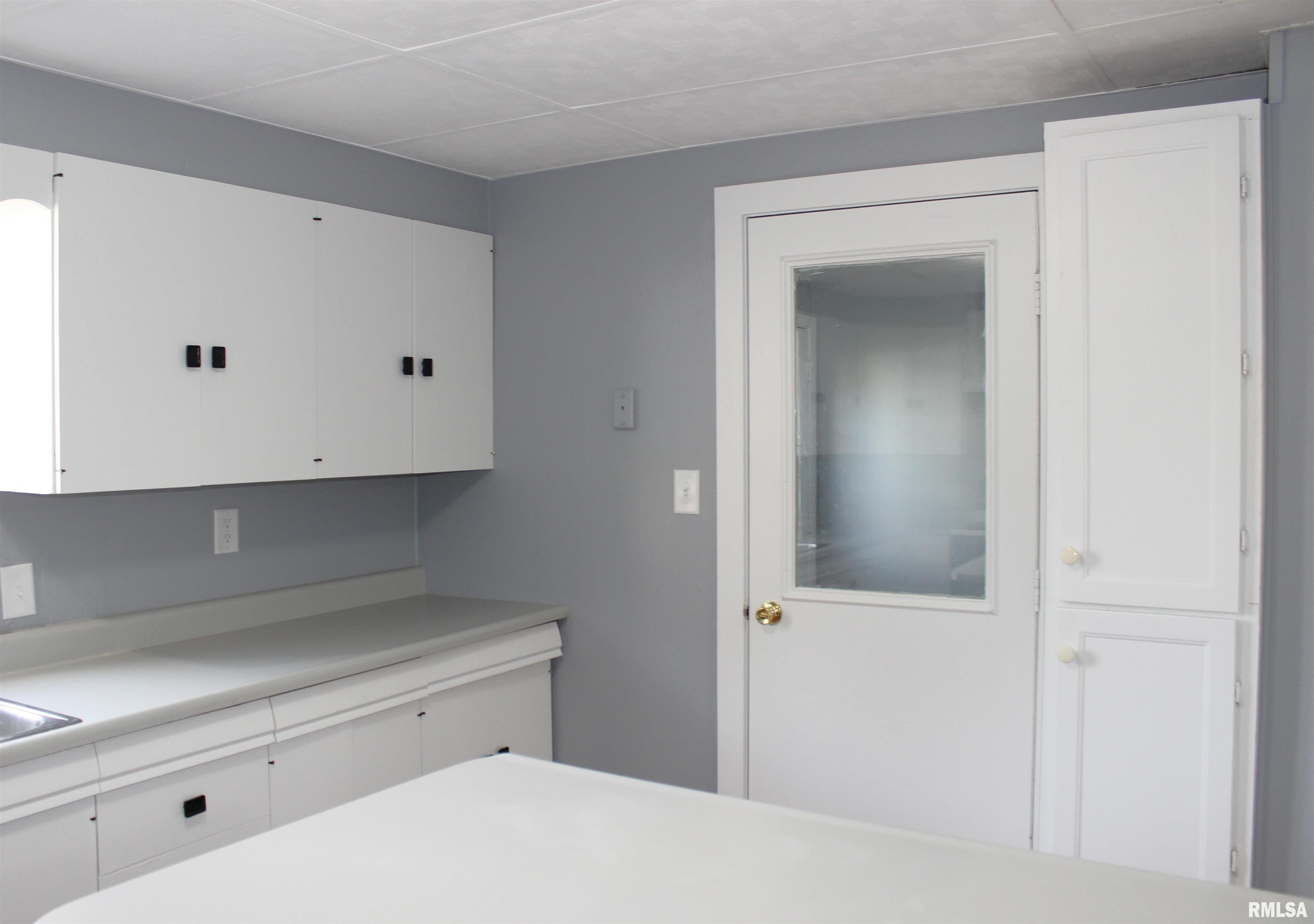 103 North Swarts Street Abingdon, IL 61410 - Photo 20 of 37