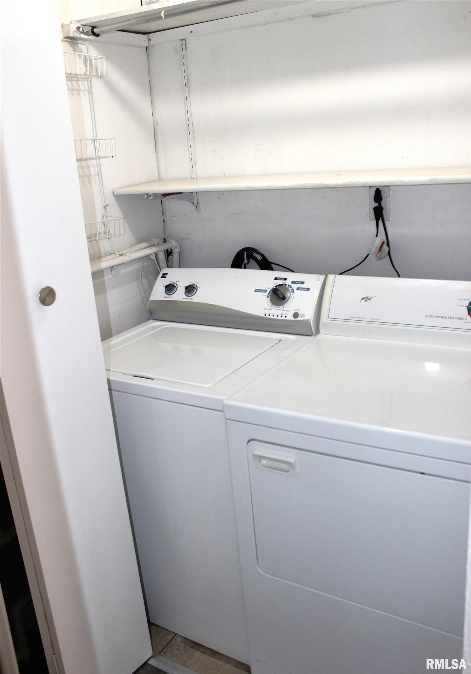 103 North Swarts Street Abingdon, IL 61410 - Photo 24 of 37