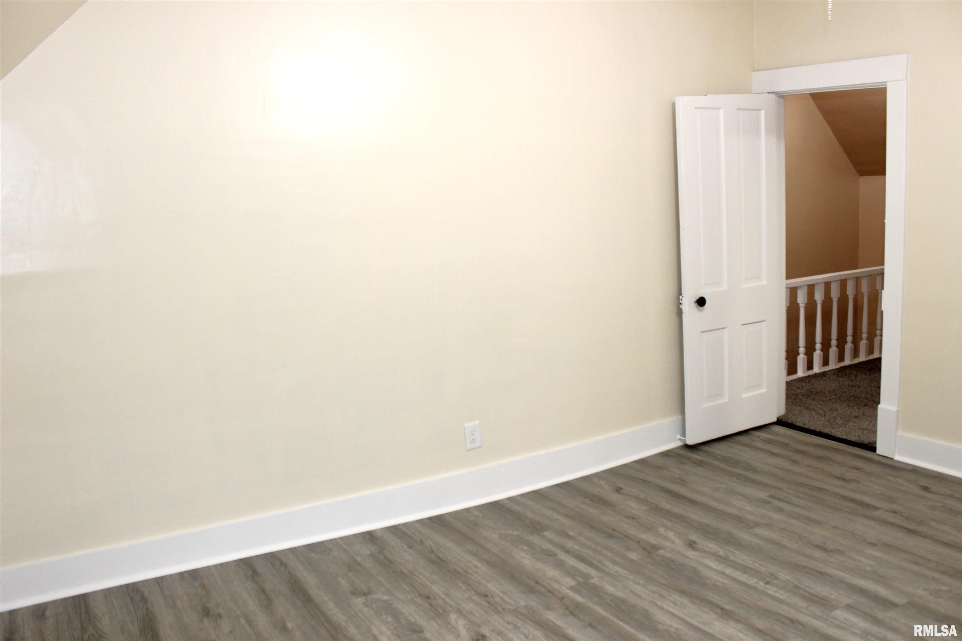 103 North Swarts Street Abingdon, IL 61410 - Photo 26 of 37