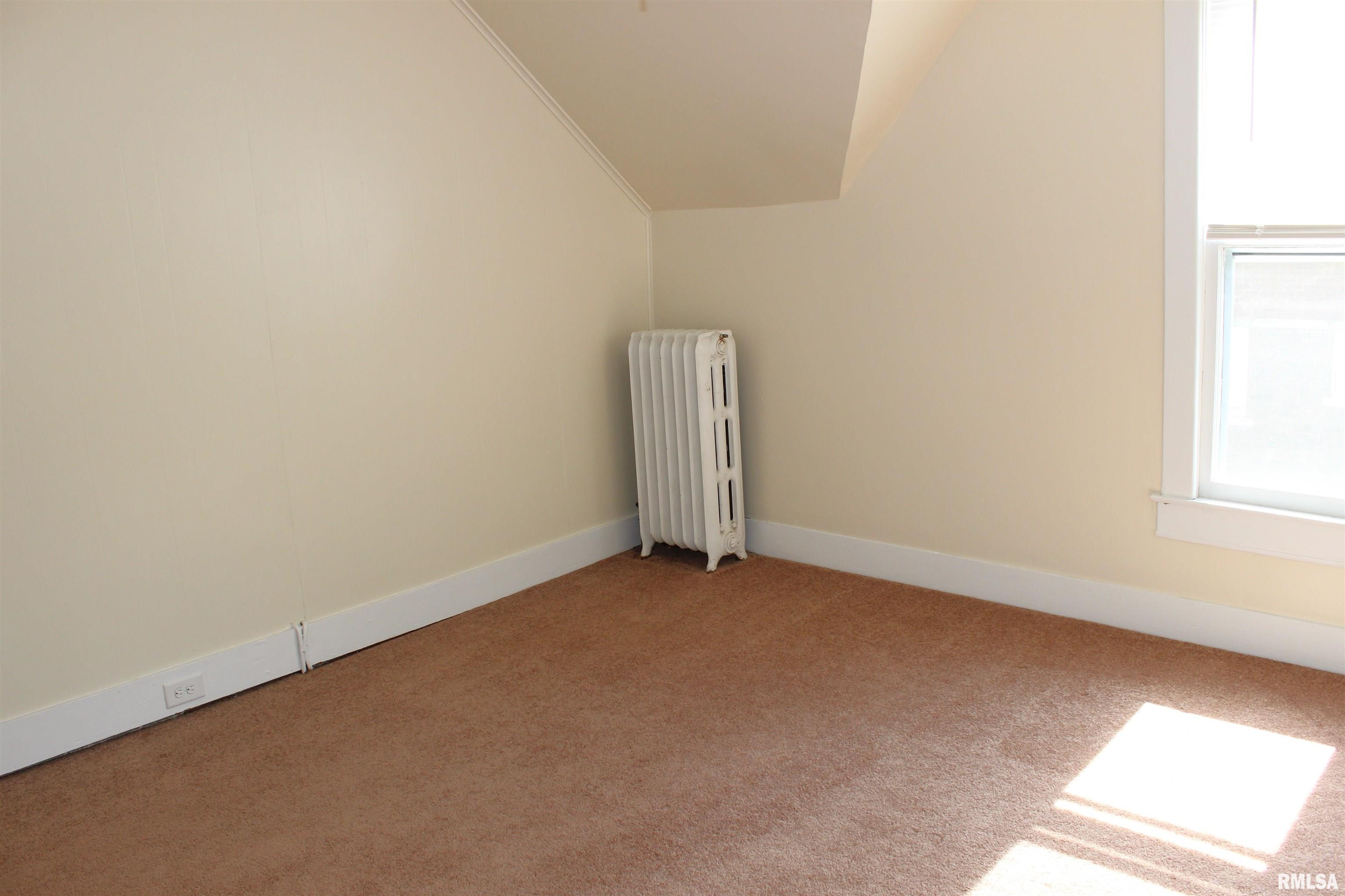 103 North Swarts Street Abingdon, IL 61410 - Photo 30 of 37