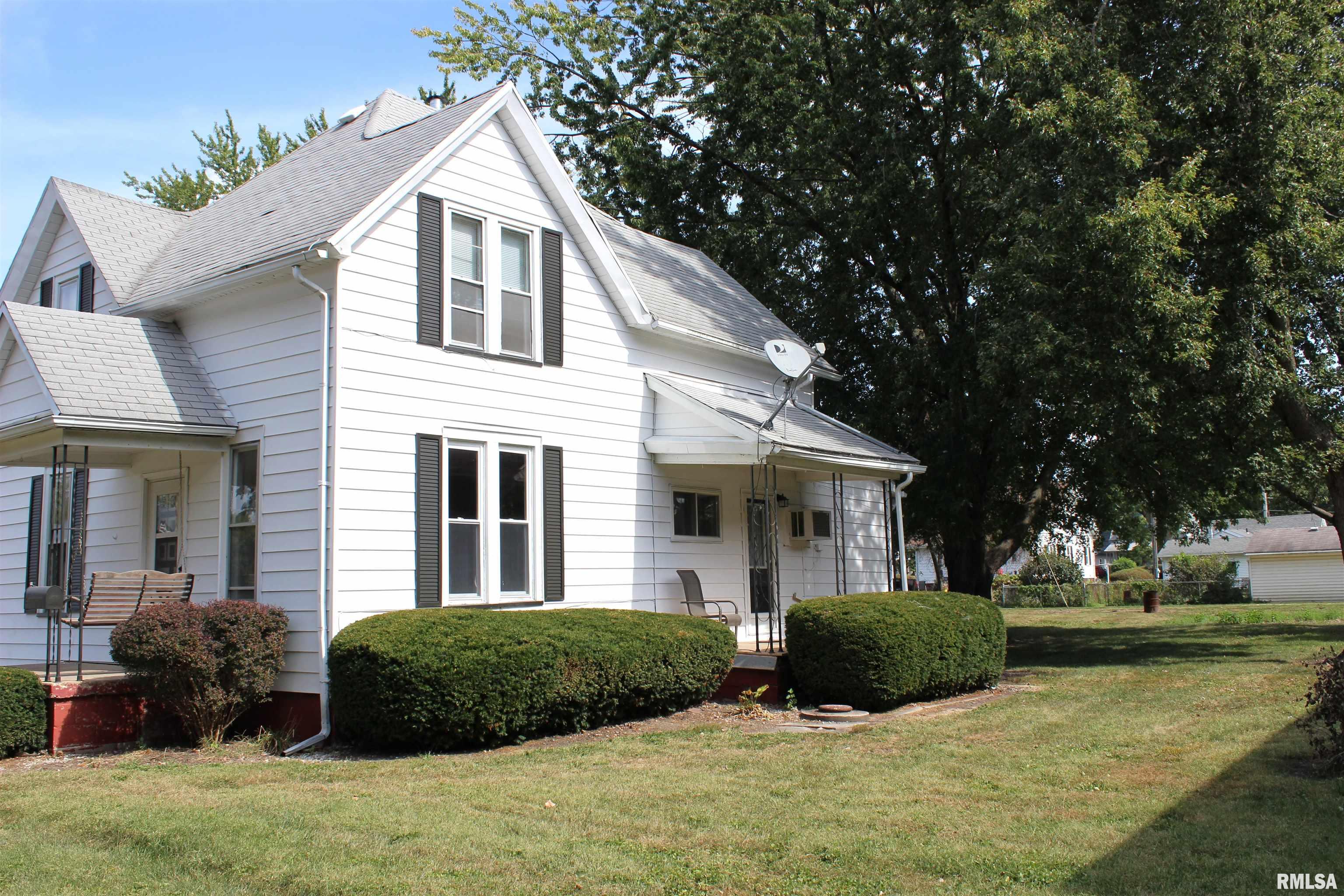 103 North Swarts Street Abingdon, IL 61410 - Photo 3 of 37