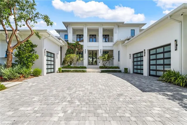 $9,895,000 | 1698 McIlvaine Court, Marco Island, FL 34145