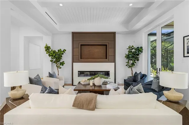 $9,895,000 | 1698 McIlvaine Court, Marco Island, FL 34145