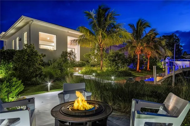 $9,895,000 | 1698 McIlvaine Court, Marco Island, FL 34145