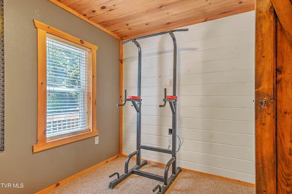 $2,645,000 | 16765 Bristol Highway, Bristol, VA 24202