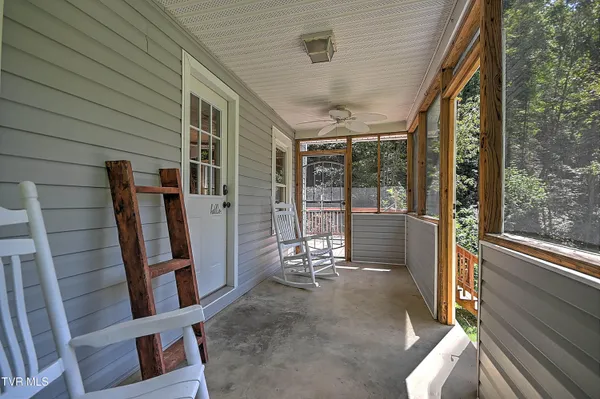$2,645,000 | 16765 Bristol Highway, Bristol, VA 24202