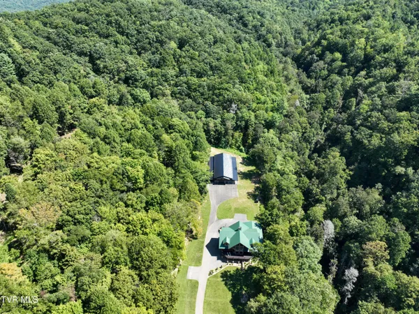 $2,645,000 | 16765 Bristol Highway, Bristol, VA 24202