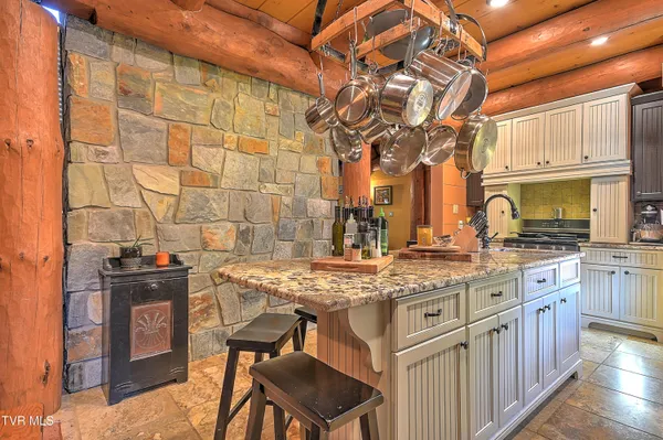 $2,645,000 | 16765 Bristol Highway, Bristol, VA 24202