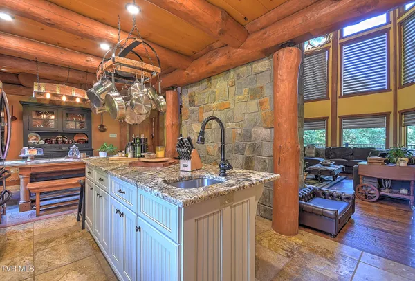 $2,645,000 | 16765 Bristol Highway, Bristol, VA 24202