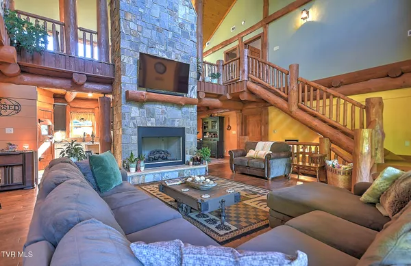 $2,645,000 | 16765 Bristol Highway, Bristol, VA 24202