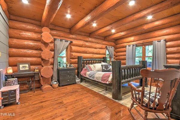 $2,645,000 | 16765 Bristol Highway, Bristol, VA 24202