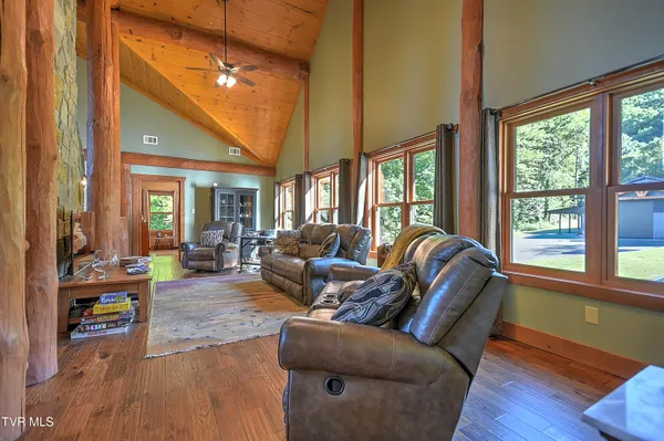 $2,645,000 | 16765 Bristol Highway, Bristol, VA 24202