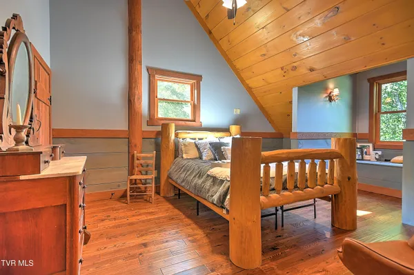 $2,645,000 | 16765 Bristol Highway, Bristol, VA 24202