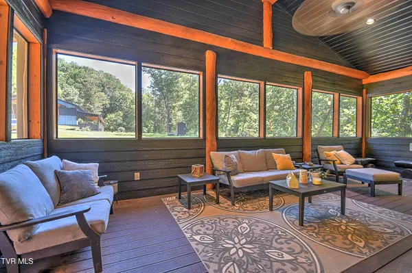 $2,645,000 | 16765 Bristol Highway, Bristol, VA 24202