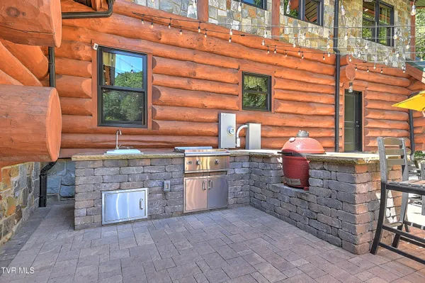 $2,645,000 | 16765 Bristol Highway, Bristol, VA 24202