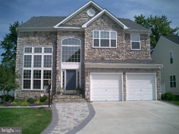 Field Stone Front