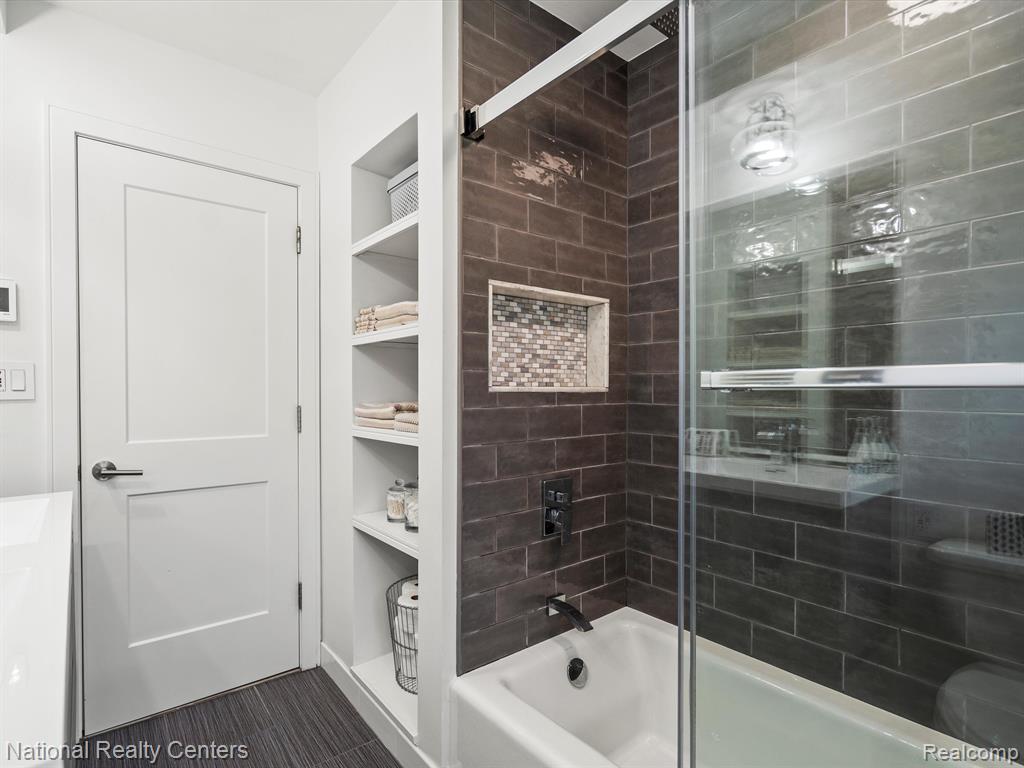 50740 Cedargrove Road Utica, MI 48317 - Photo 15 of 28