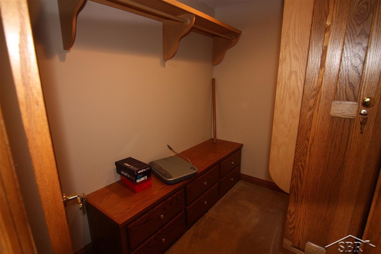 4520 Peet Road Chesaning, MI 48616 - Photo 7 of 24 31272749-7.JPG