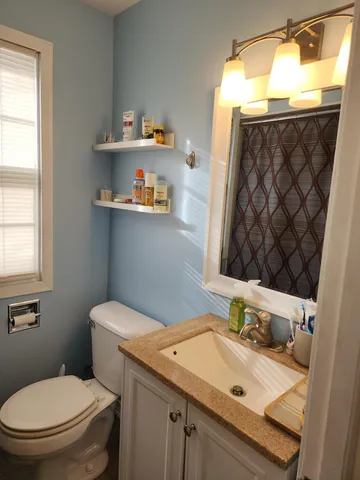 $199,900 | 422 Mound Avenue, Mankato, MN 56001